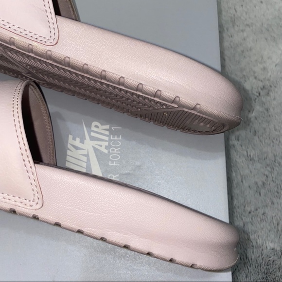 Women’s Nike Slides 8 - Picture 6 of 13